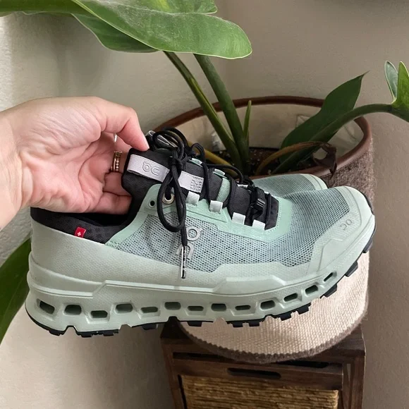 ON Cloudultra Trail-Running Shoes - Picture 3 of 4